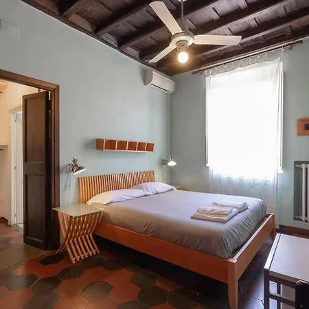 La Dama Apartment